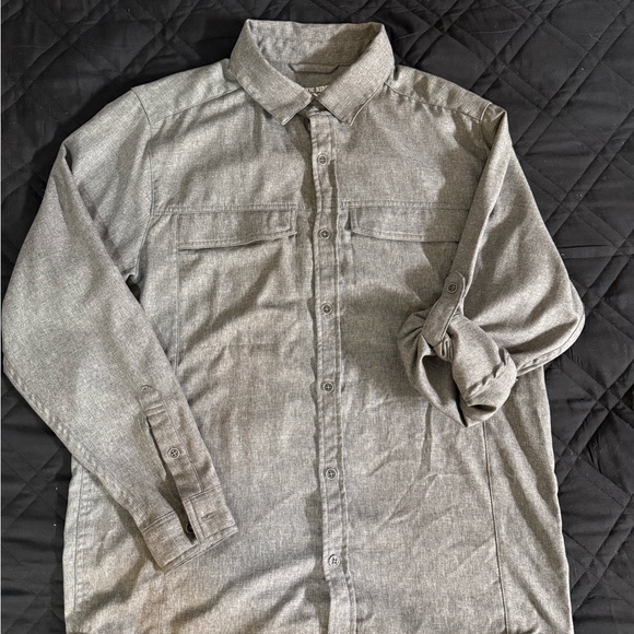 Men's Gray Casual Button Down Shirt - Picture 2 of 3